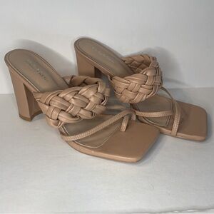 Bella Marie Heels With Toe Strap